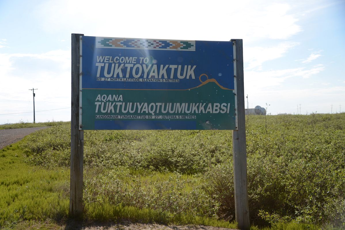 05A Welcome To Tuktoyaktuk Aqana Tuktuuyaqtuumukkabsi Northwest Territories Sign